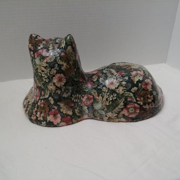 ✨️ SOLD ✨️Calico Capers Cat Figure FolkArt Green/Pink Floral - Picture 4 of 6